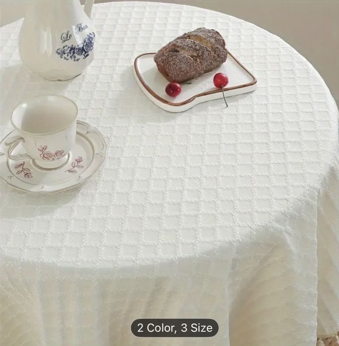 Нова покривка за маса