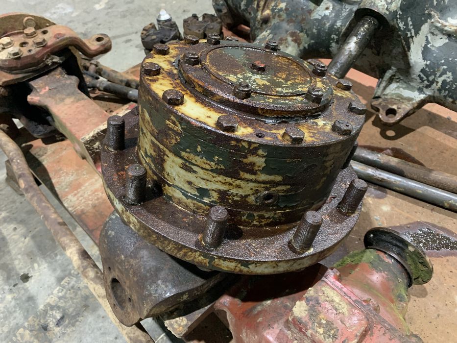 Punte axa deutz DX 140,DX 145,DX 160 APL3052 si Deutz D 13006