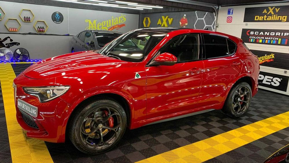 Alfa Romeo Stelvio V6 2.9 Bi-Turbo AT8-Q4 Quadrifoglio