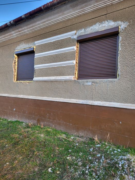 Rulouri exterioare aplicate , suprapuse și tencuibile