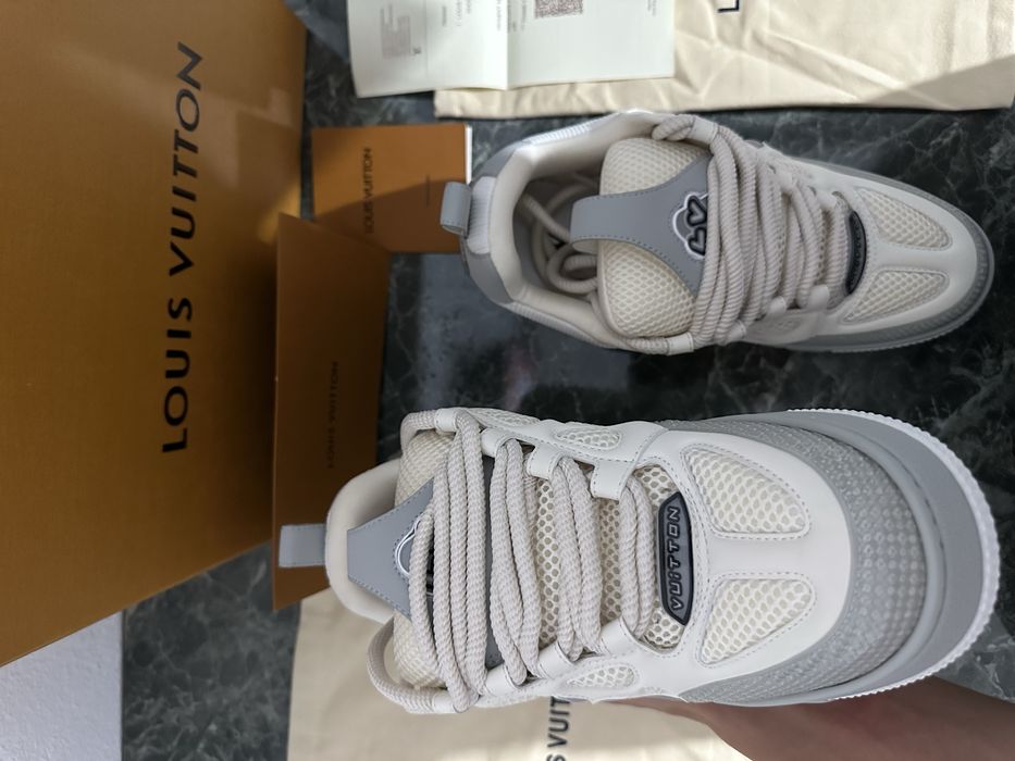 LV SKATE Beige 42