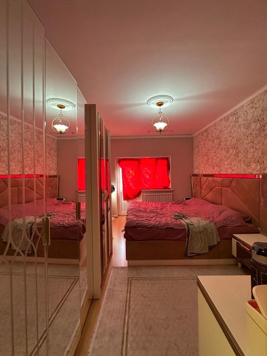 Благоустроенный 2-х этажный дом в микрорайоне "ТАСКЕН", 22,5 сотки.