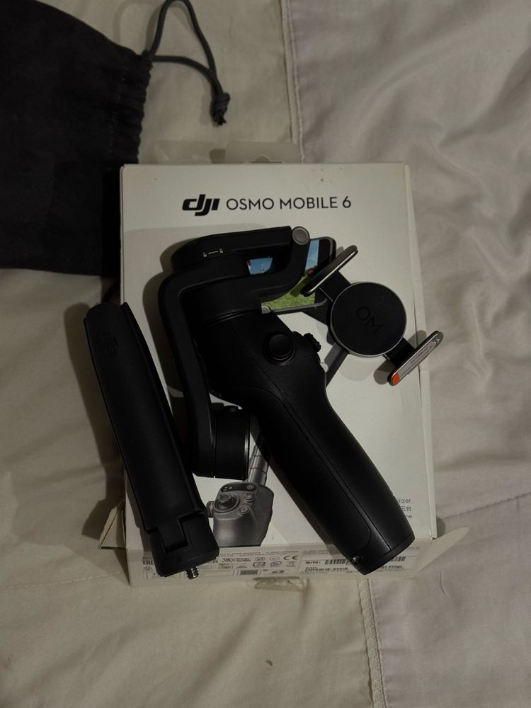 Stabilizator DJI OSMO MOBILE 6