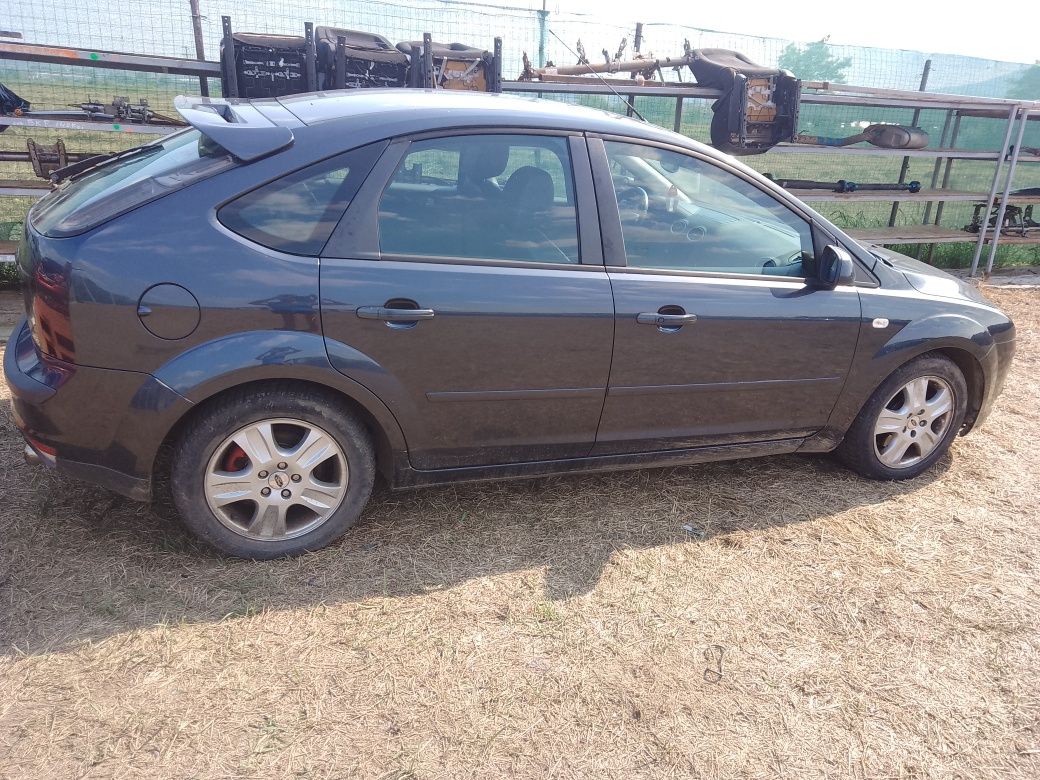 Dezmembrez Ford  Focus 2  Anul 2006