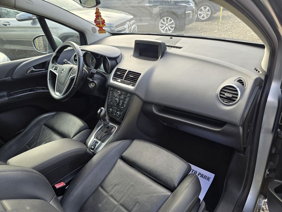Opel Metiva 1.7 D cutie automata fab 2012 E5 Navigatie,piele, Senzori