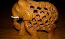 Sculptura indiana elefant in elefant din lemn