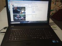 Medion E7214 cu Intel i3 și SSD+ HDD, display mare de 17 inch
