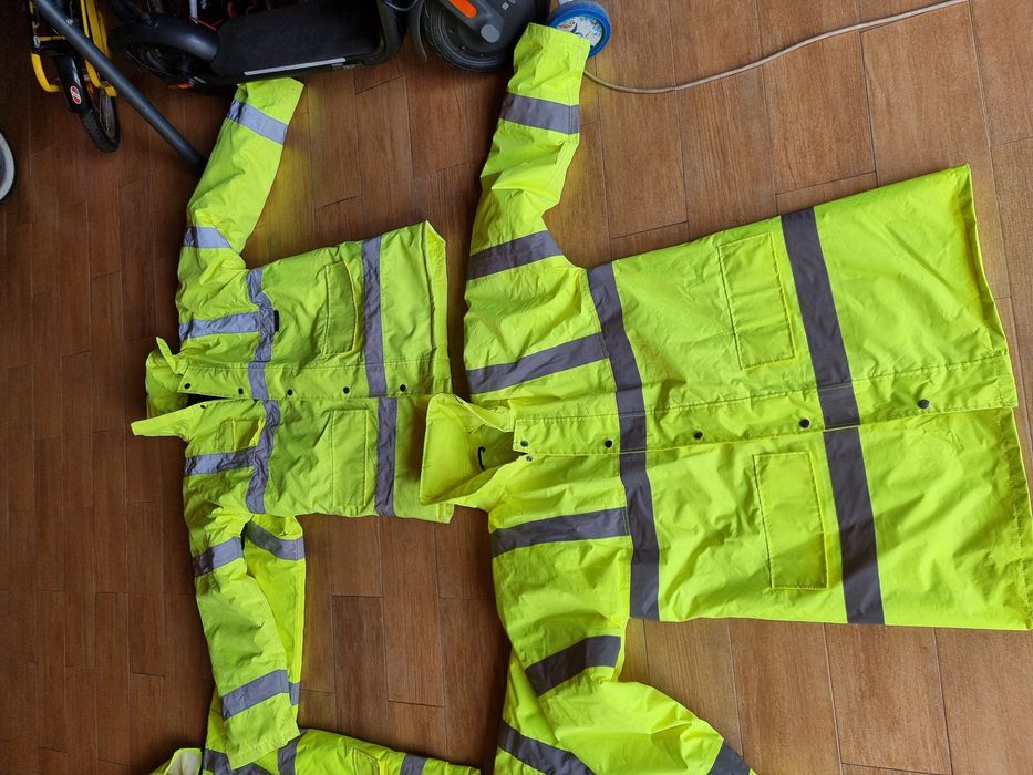 Geacă reflectorizanta groasă M,L Import Germania