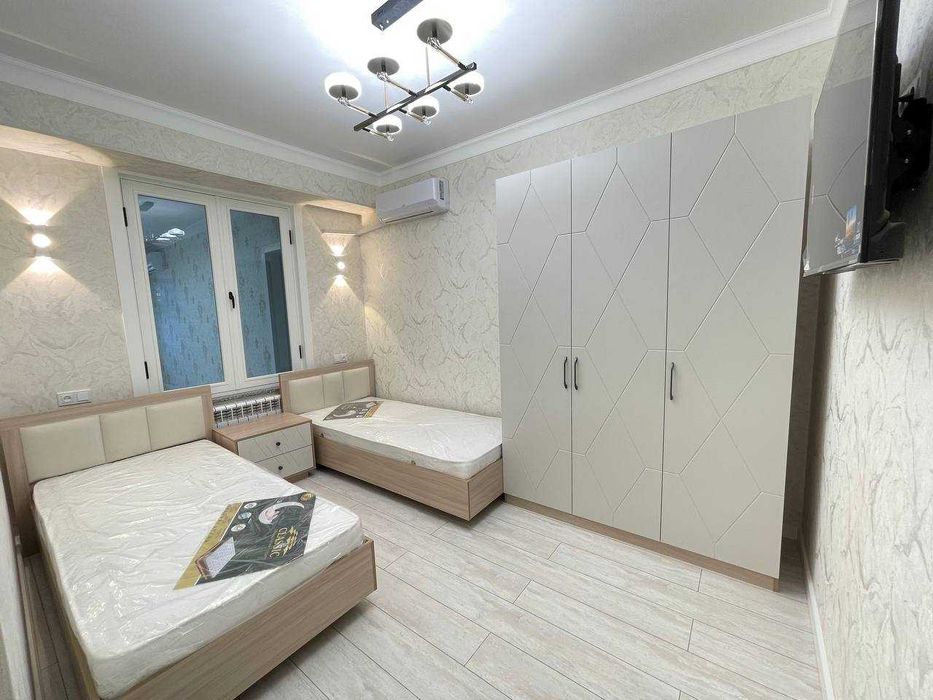 4х комнатная квартира на 4 этаже 103кв/м, в Самарканде