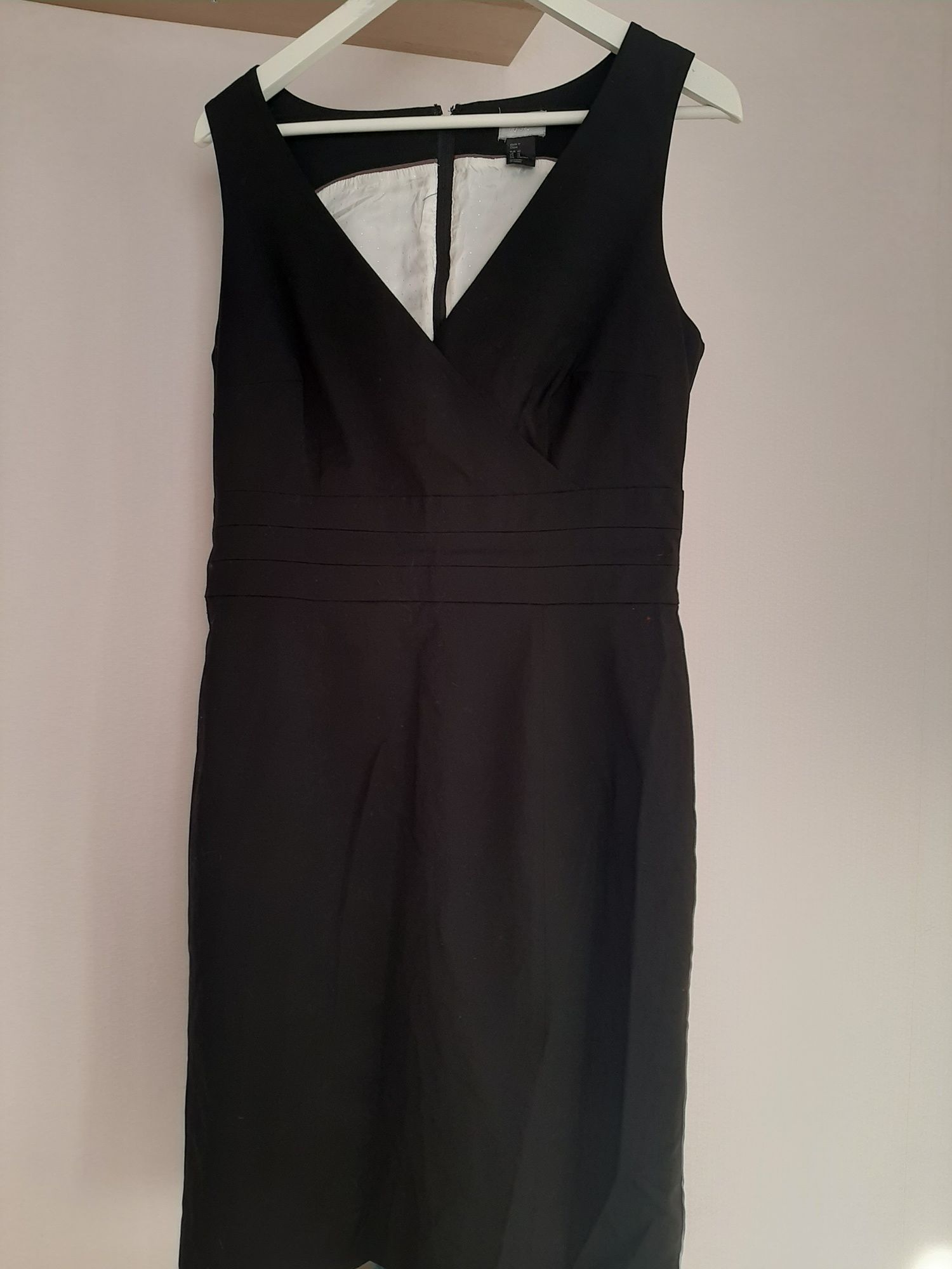 Малка черна рокля H&M 20 лв