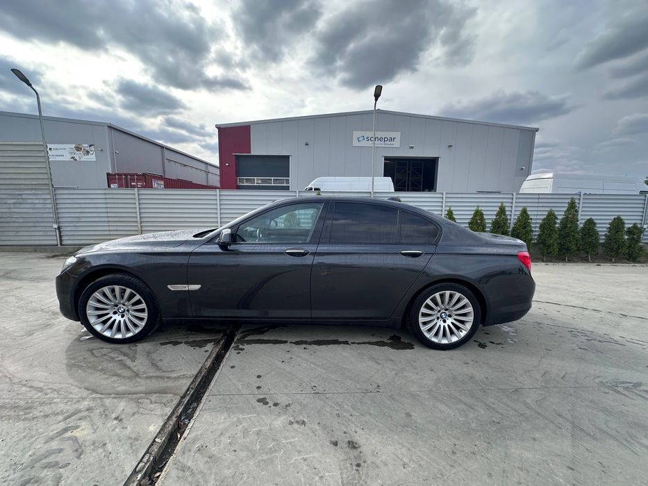 BMW Seria 7 – 2010 – 3.0 Diesel – Automată