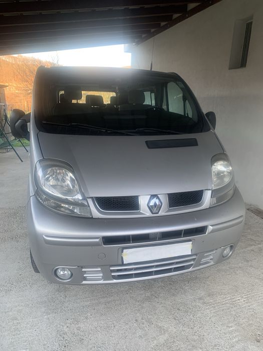 Vand renault trafic 7 locuri