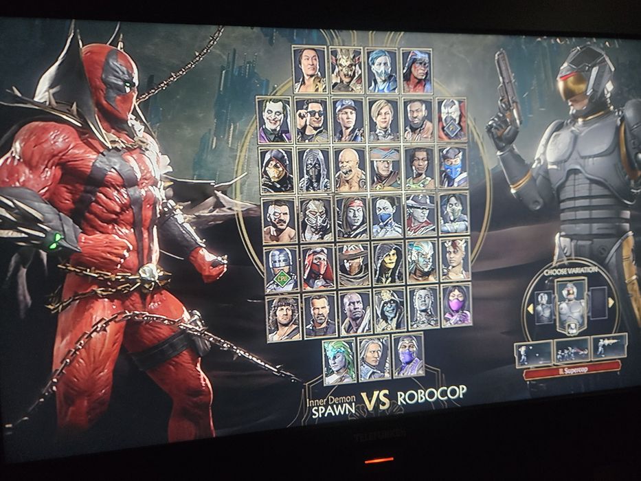 Xbox one s 1 tb.     .