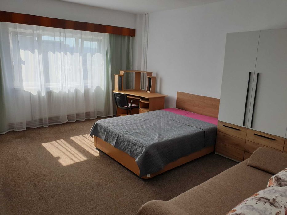 P.f. dau in chirie ap. 1 camera,utilat, mobilat pe B-dul. N. Titulescu