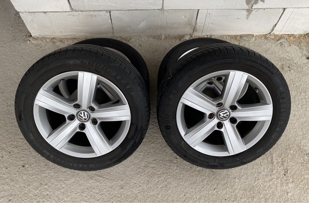 Jante R16 Originale Volkswagen Anvelope 205/55 Goodyear
