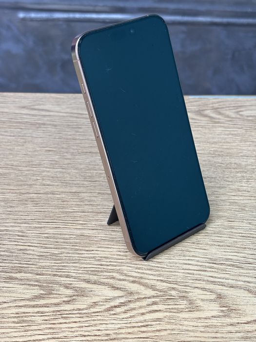 iPhone 16 Pro Max, memorie internă 256GB, sănătate baterie 98%