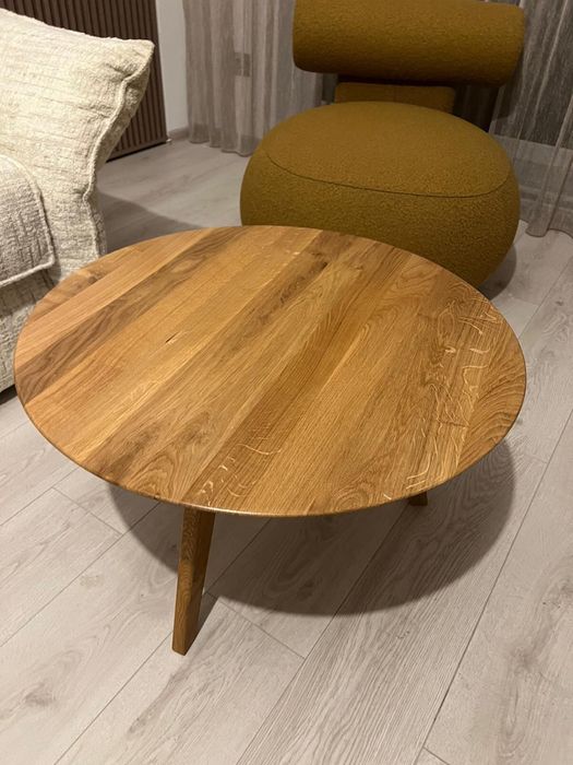 Masuta de cafea din lemn masiv