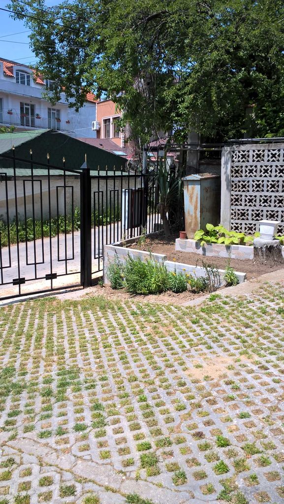Дава се под наем Къща в Варна, Възраждане 1 - 225 кв.м за 1019.49 € - Снимка #8