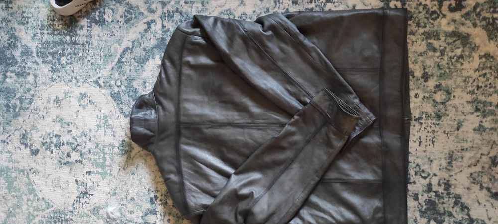 Geaca piele marimea XL