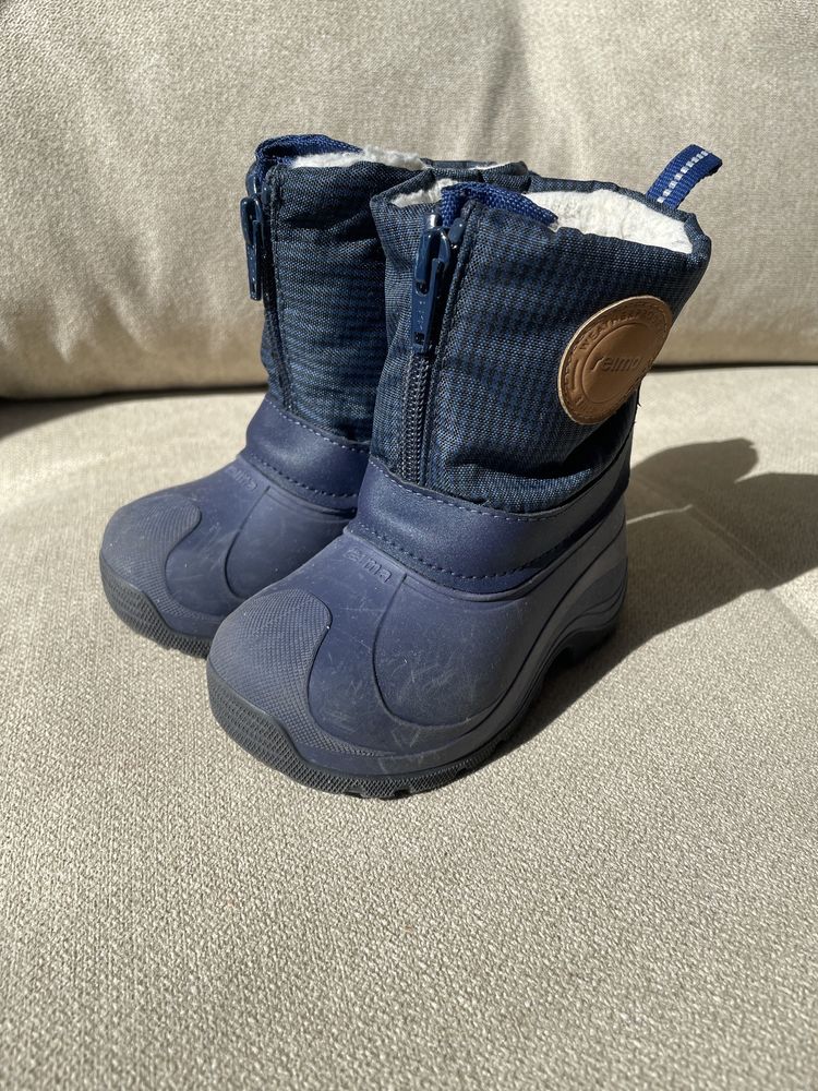 Продам зимние ботинки