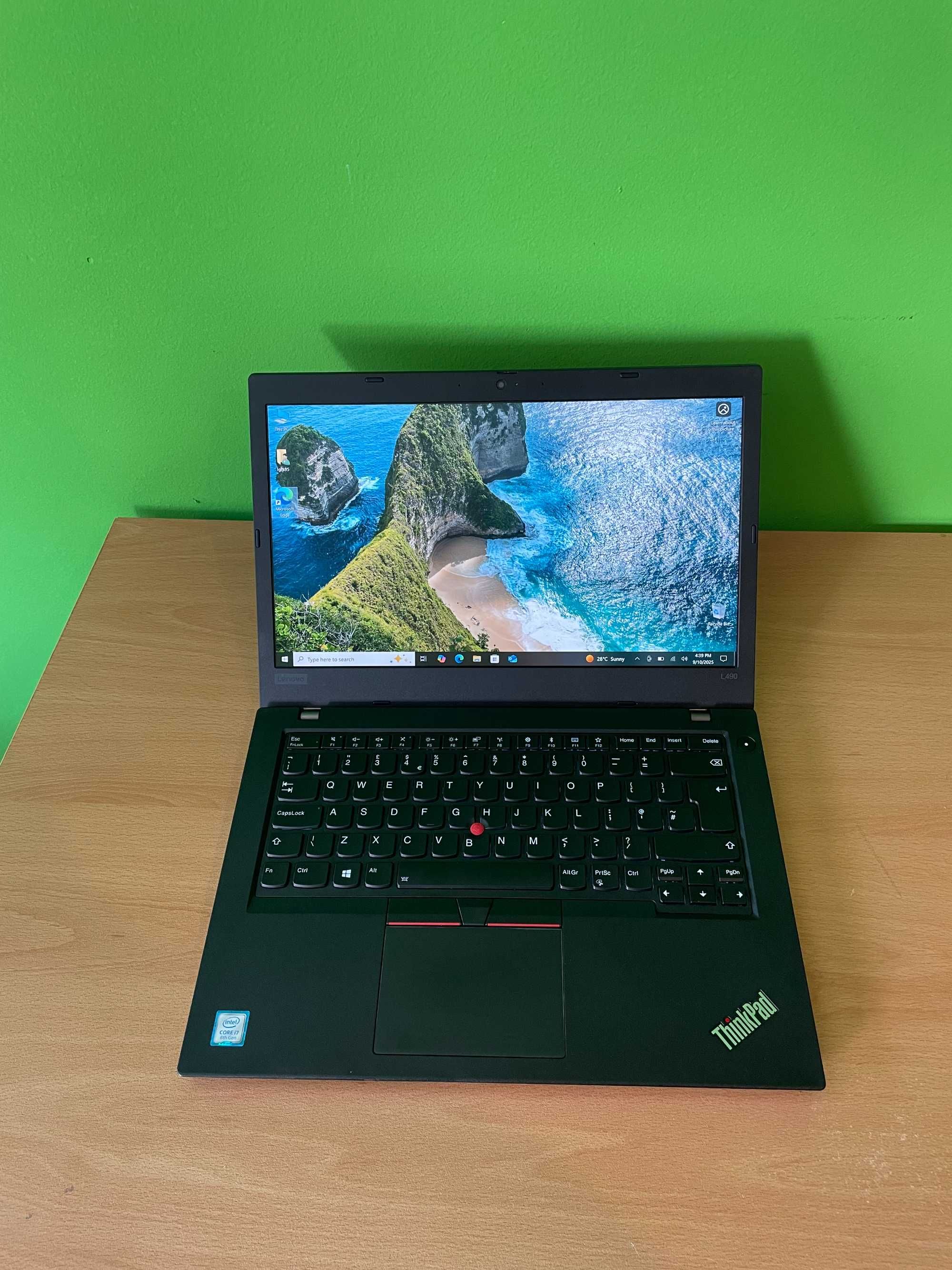 Lenovo ThinkPad L490 - Touchscreen, i7-8565U, 16GB RAM, 256GB NVMe