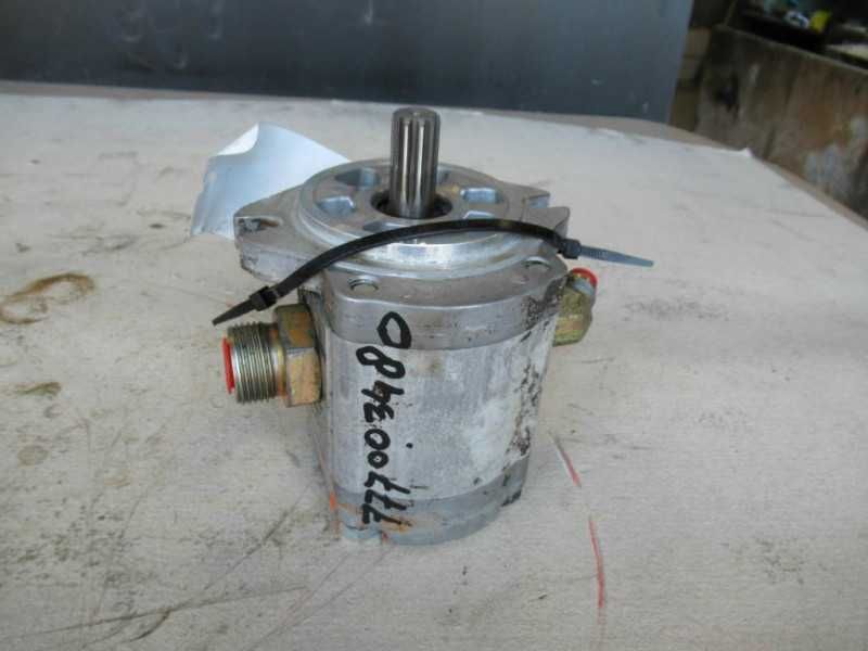 Pompa Zexel 307002 pentru utilaj Hitachi - piese de schimb