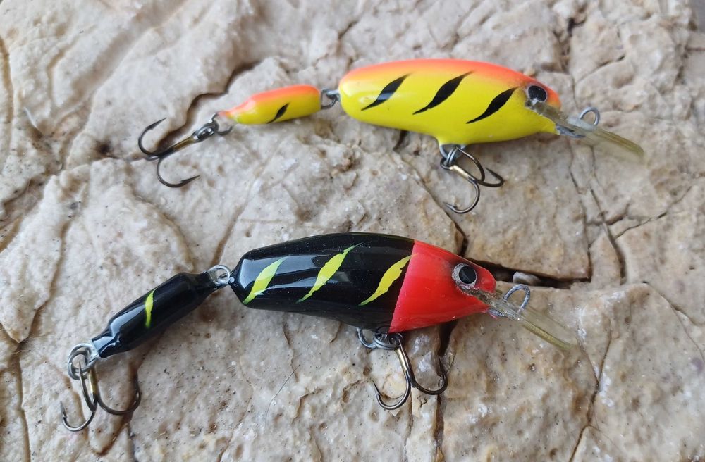 Сет от два воблера за пъстърва WB