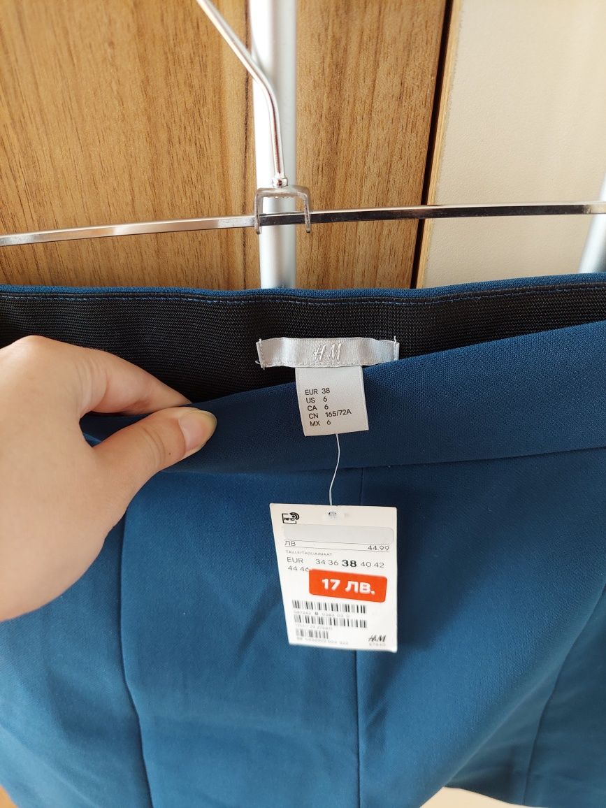 H&M нови дамски сини къси панталони в размер 38 (S)