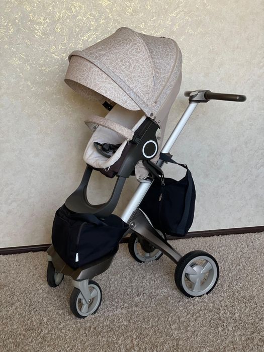 Детская коляска Stokke