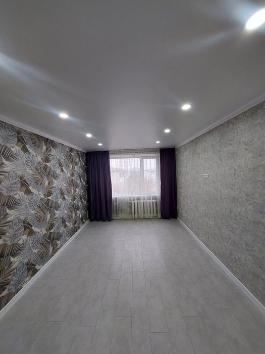 2 комнатная  квартира район  рынка Дария