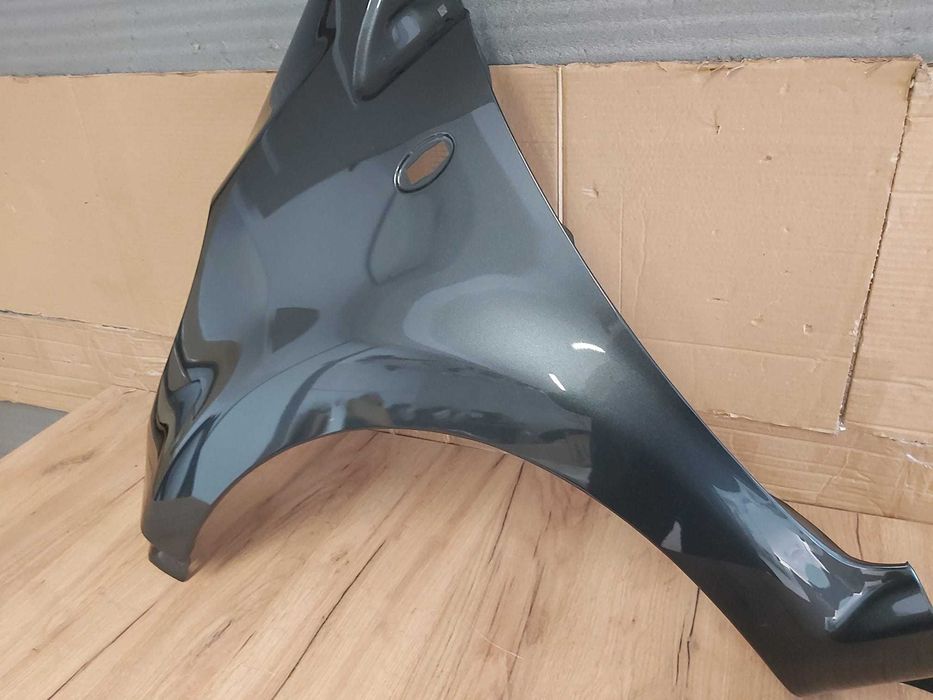 Aripa Fata Stanga Citroen C1 An 2006-2009 (Gri)