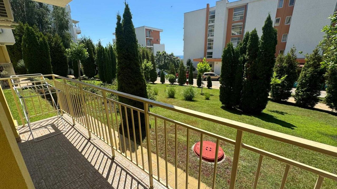 Продава се Двустаен апартамент в Свети Влас - 75 кв.м за 907 €/кв.м - Снимка #10
