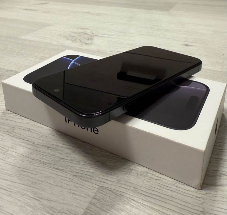 iPhone 16 PRO MaX cu 100% Bateria