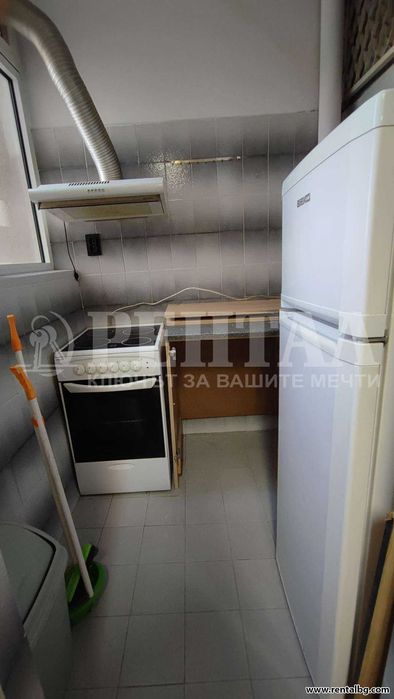 Продава се Едностаен апартамент в Пловдив, Тракия - 42 кв.м за 2141 €/кв.м - Снимка #13