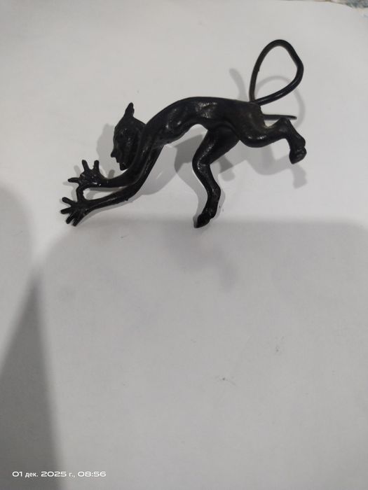 Миниатюра статуэтка Чёртик Каслинского завода