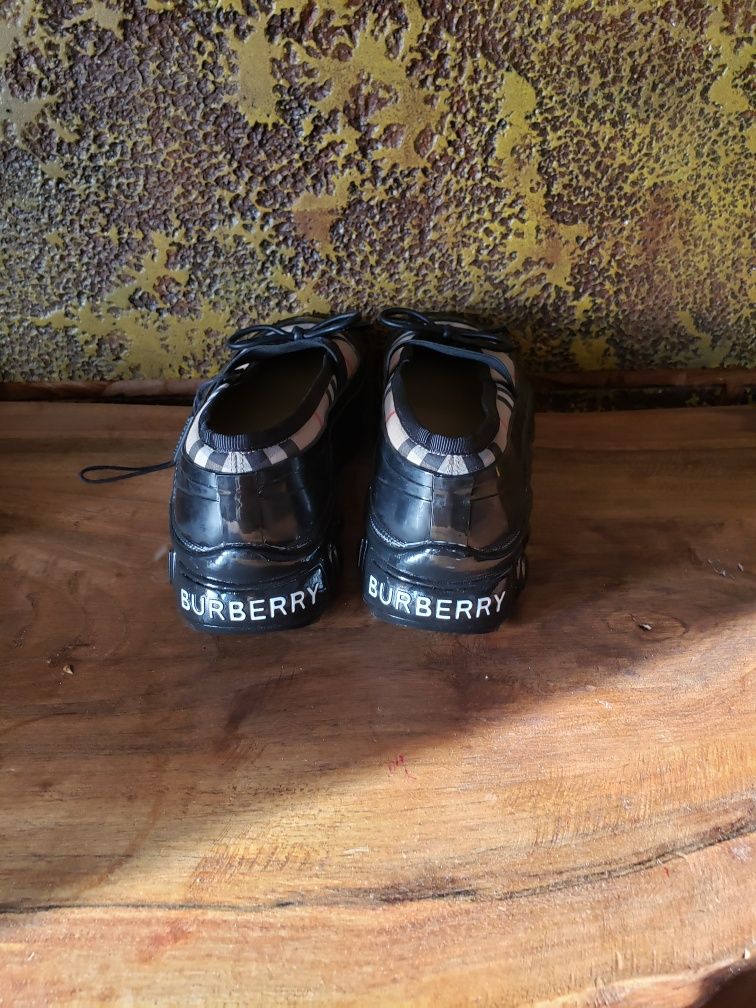 Burberry balerini copii