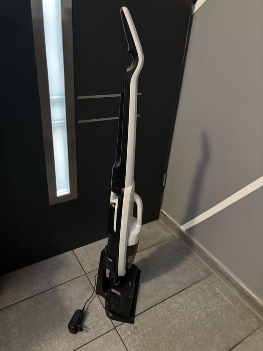 Aspirator vertical 2in1 AEG QX7 Allergy