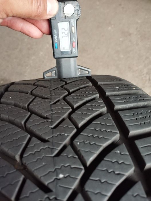 2 buc 225 45 17 .91h Semperit Iarnă