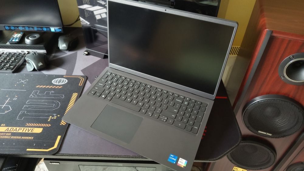 Laptop Dell 3520 garantie 2 ani