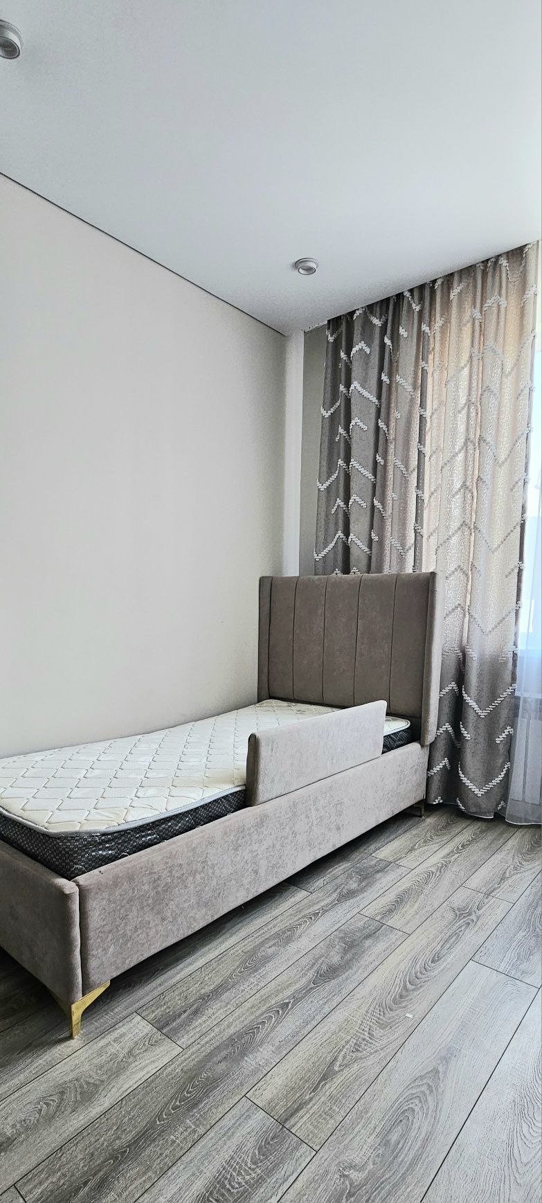 Продам 3 кровати