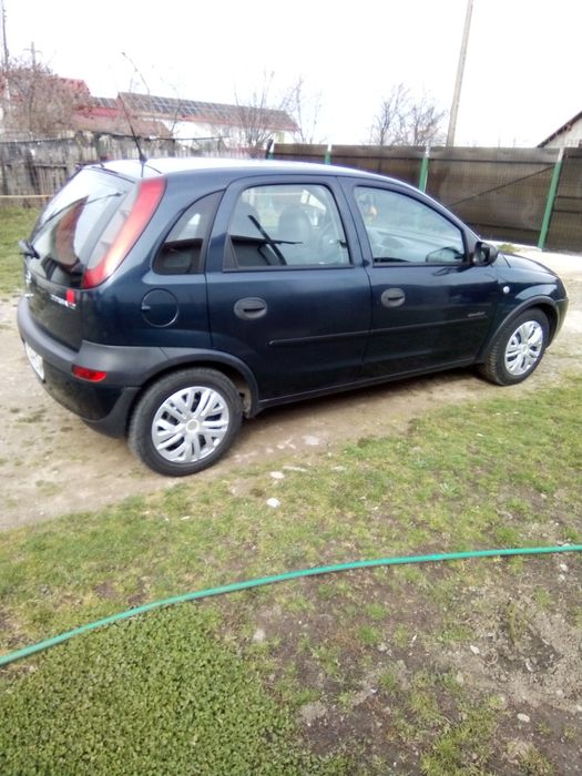 Vînd foarte urgent Opel CORSA C 1.2benzină fiscal pe loc