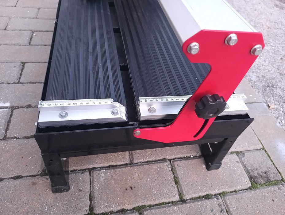 Машина за рязане на плочки до 75см. с вода