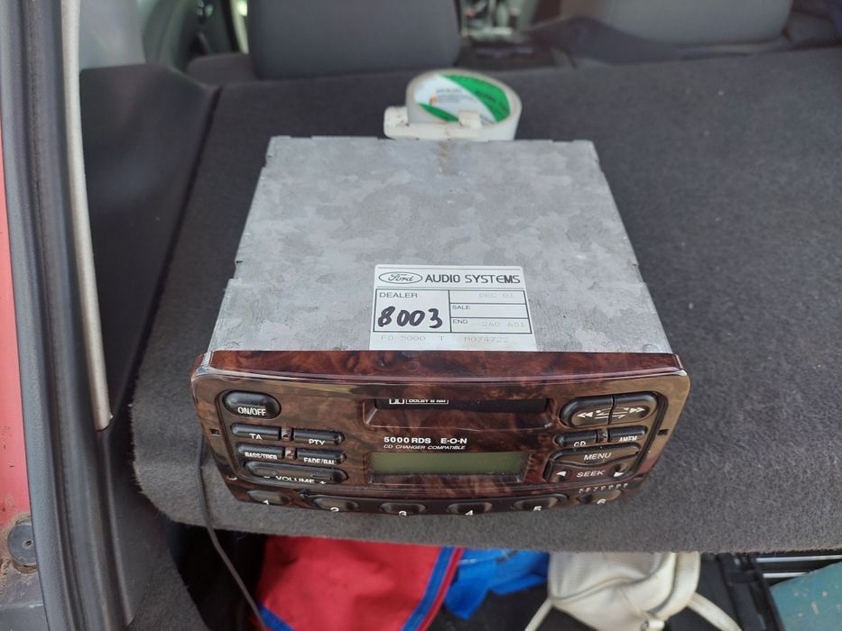 Radio \ Casetofon  ~ Orginal FORD