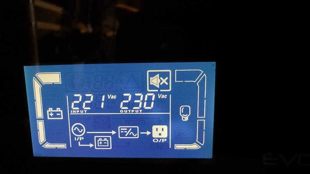 UPS Online si Stabilizator 3000VA, AVR, Conversie DUBLA + Acumulatori