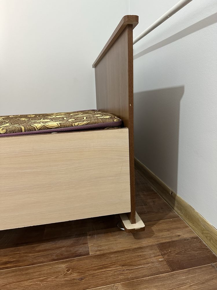 Шкаф в детскую и кровать