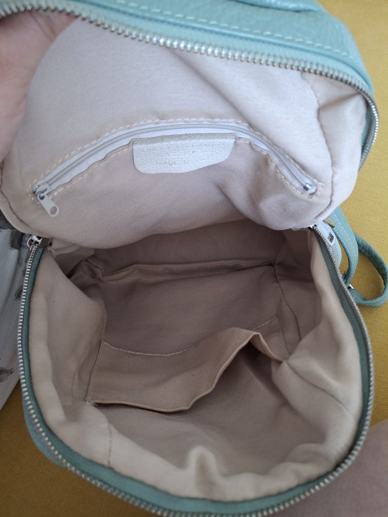Rucsac verde din piele