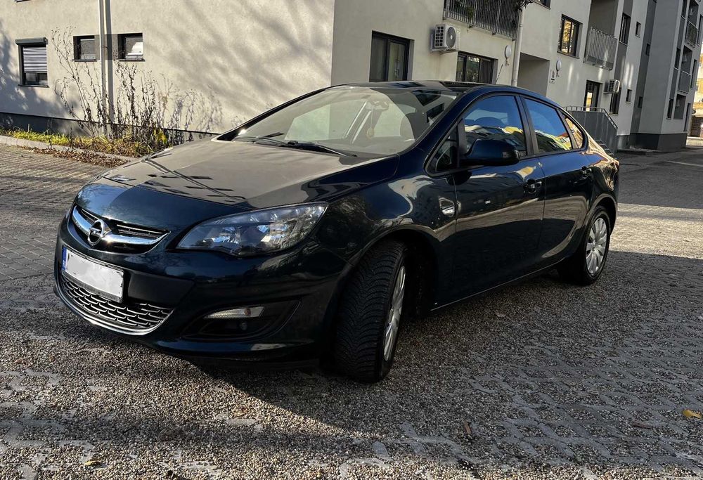 Opel Astra J 1.6 CDTi - Cutie Automata