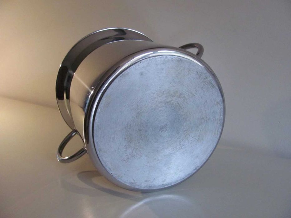 Alessi - дизайнерски  комплект (тенджера) за приготвяне на паста