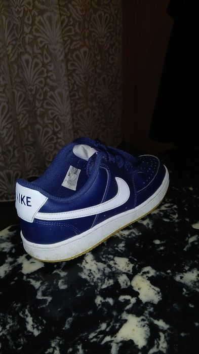 Vând adidași de la Nike