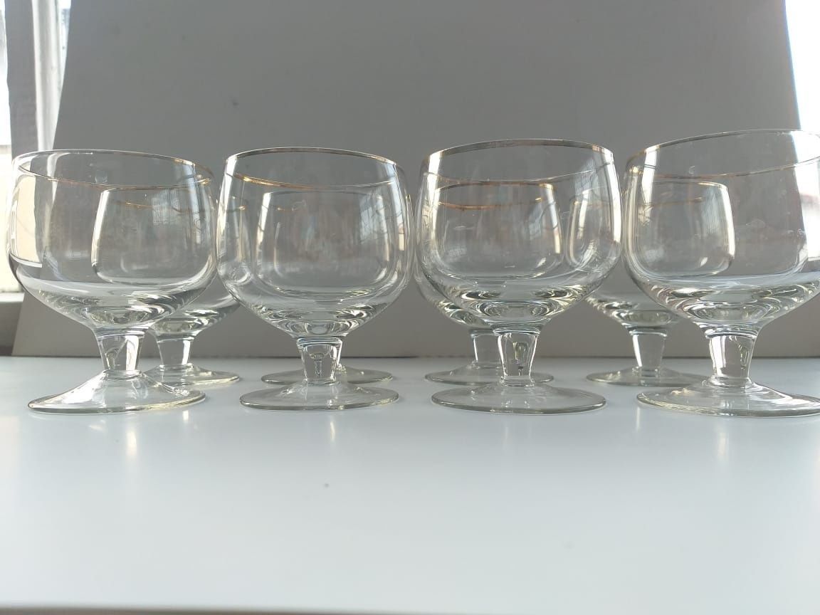 Стеклянные стаканы наборами